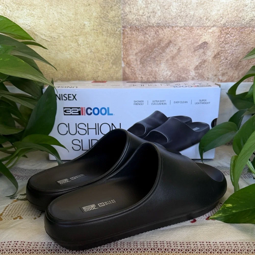 NEW 32 Degrees Unisex Cushion Slides, Size M Women’s 7.5-8.5 | Men’s 5.5-6.5